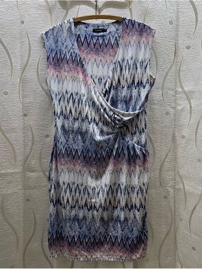 b.young Faux Wrap Dress Womens XL‎ Blue Pink Zigzag Chevron Sleeveless Excellent